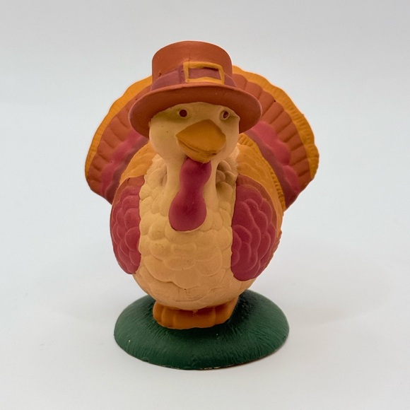 Avon Thanksgiving Turkey Salt & Pepper Shakers Collectable New in Box - Picture 2 of 8